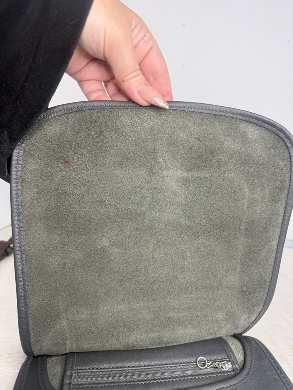 COACH VINTAGE Slim Hippie Flap Saddle Bag. - Picture 15 of 17
